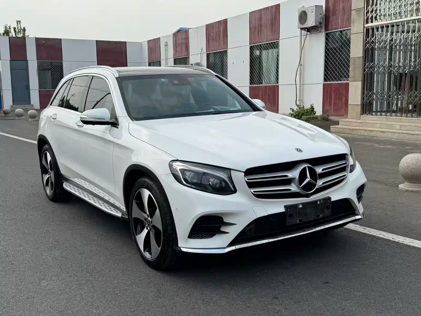 Mercedes-Benz GLC 2018 GLC 300 4MATIC Dynamic