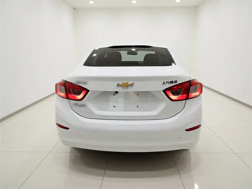Chevrolet Cruze 2017 1.5L Automatic Pioneer Sunroof фото 6
