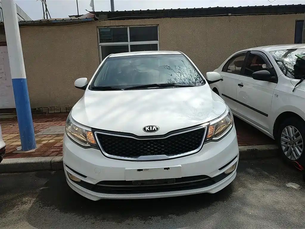 Kia K2 2015 Sedan 1.4L MT GLS фото 3