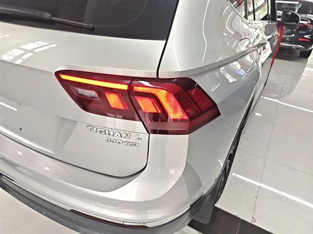 Volkswagen Tiguan L 2019 Facelift 330TSI Auto 2WD Panorama Comfort China VI фото 8