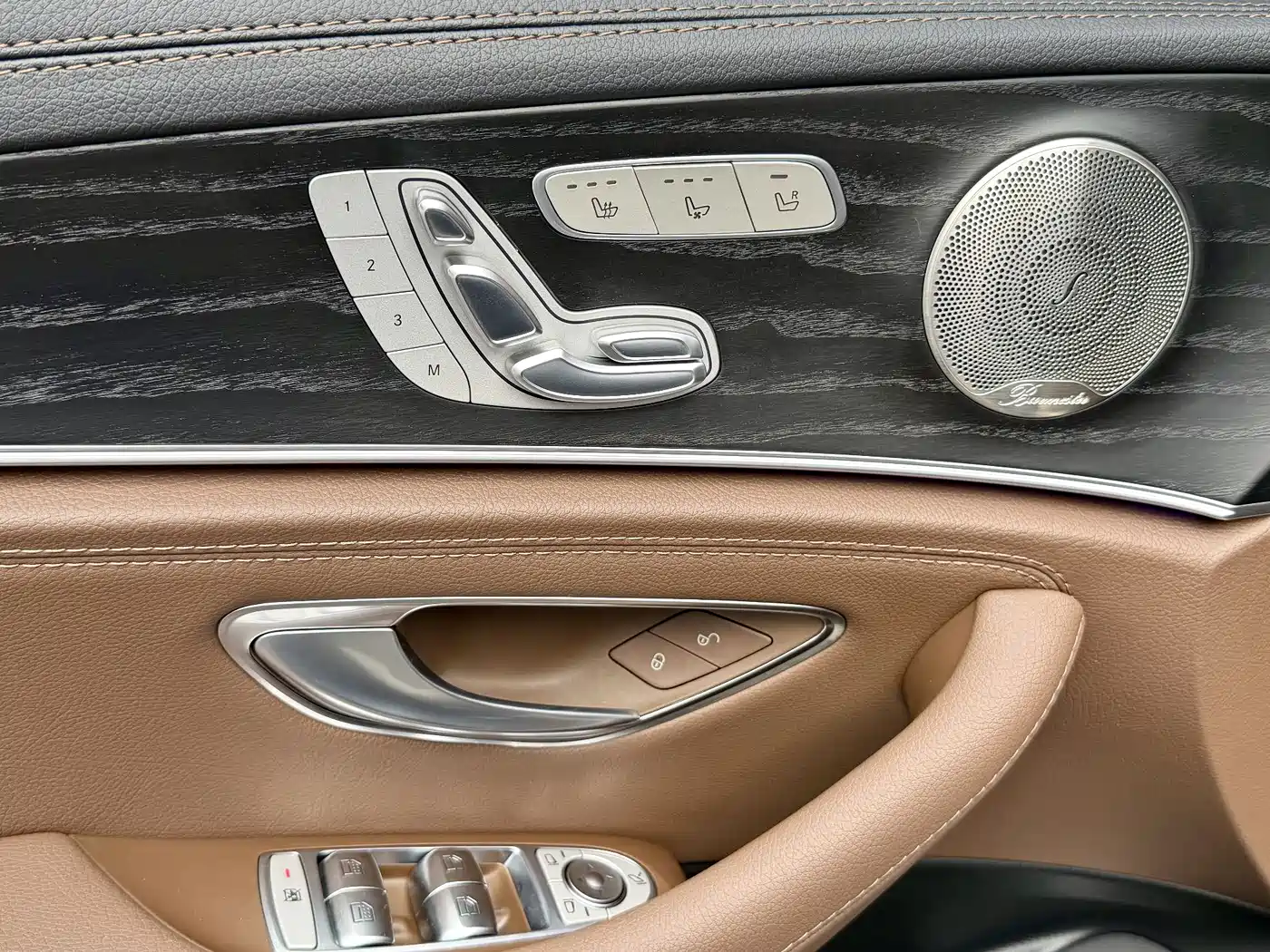 Mercedes-Benz E-Class 2023 Facelift E 300 L Sport Luxury фото 17