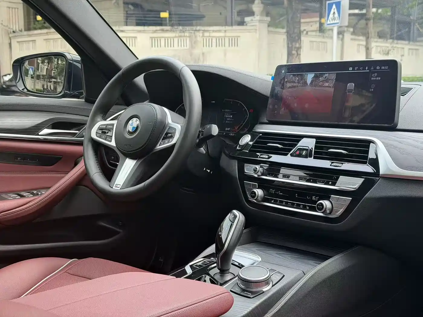 BMW 5 Series 2021 530Li xDrive M Sport Package фото 11