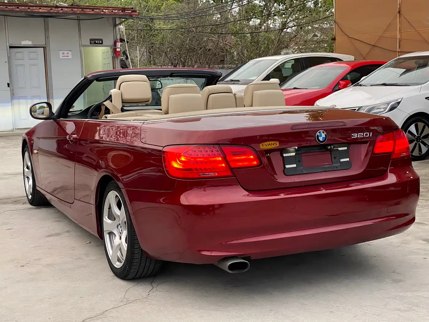 BMW 3 Series (Import) 2009 320i Convertible Coupe фото 12