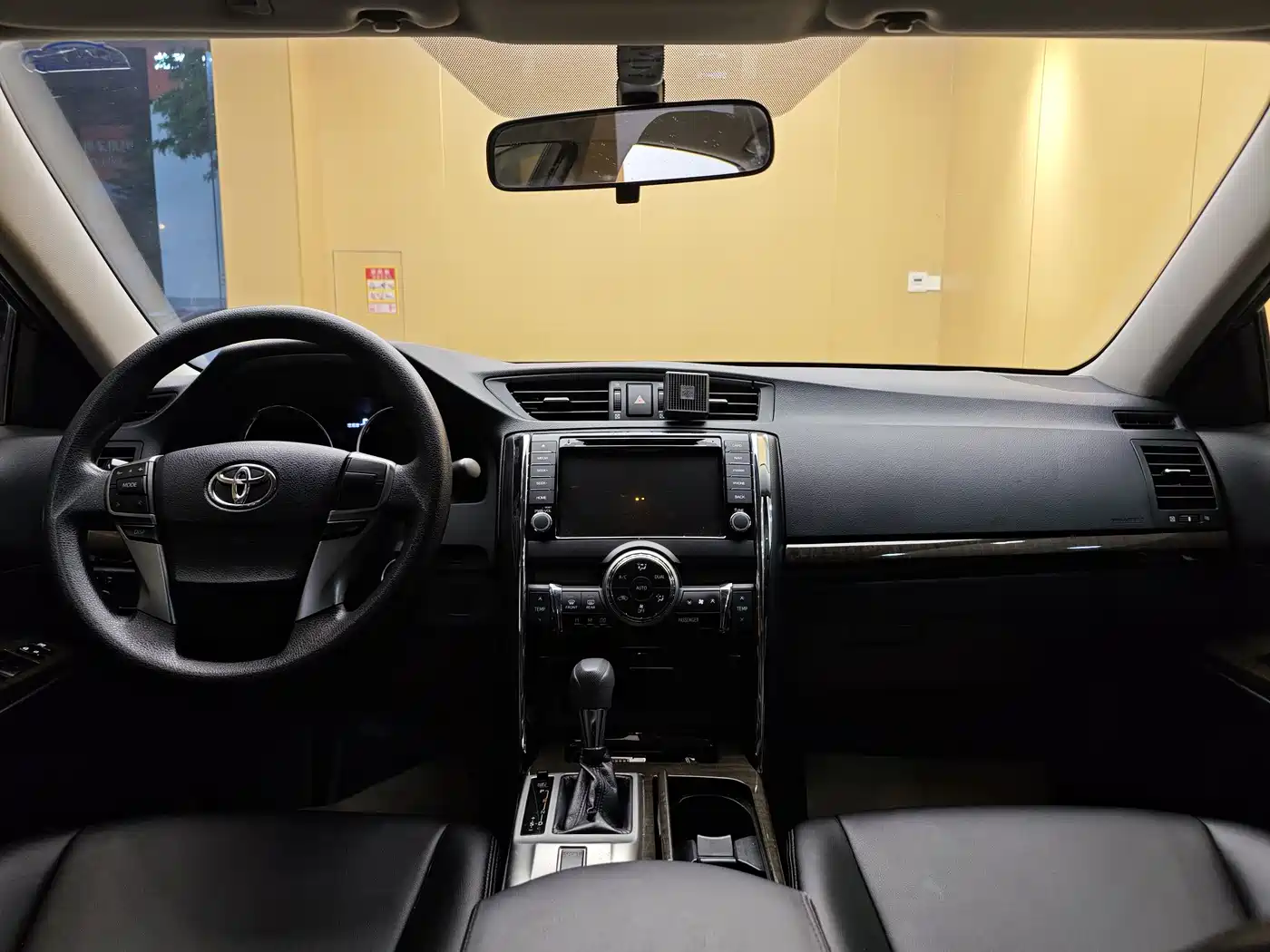 Toyota Reiz 2013 2.5S Elite Edition фото 21