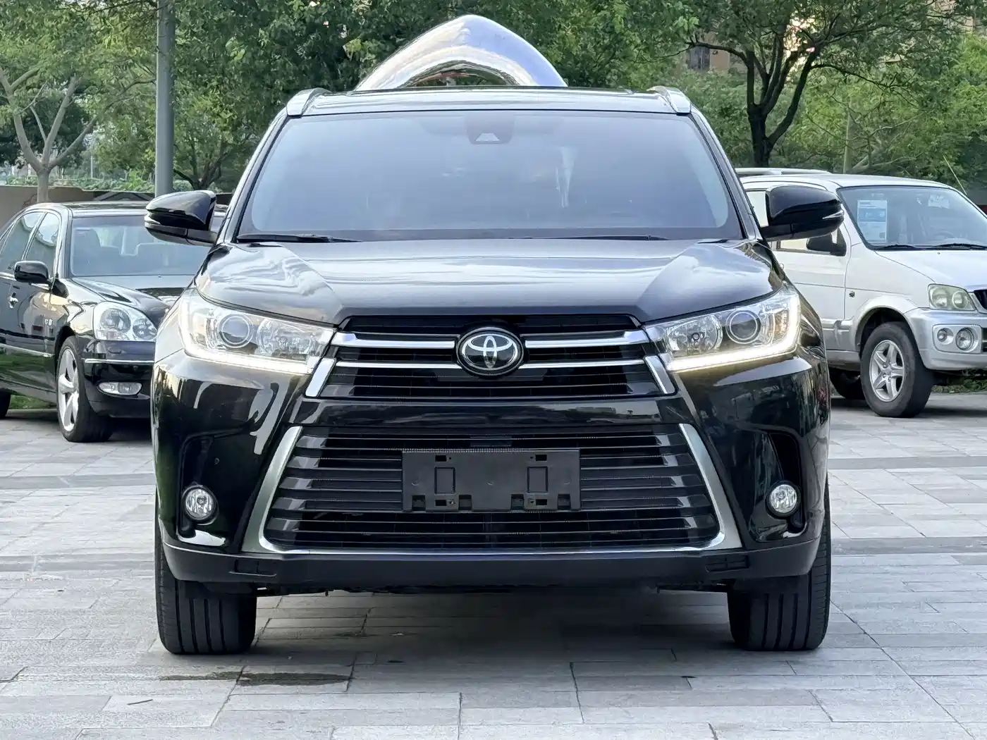 Toyota Highlander 2018 2.0T 4WD Premium 7-seater (China V) фото 2