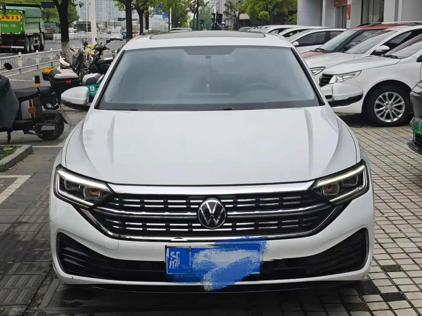 Volkswagen Sagitar 2023 Model Year 280TSI DSG Surpass Edition
