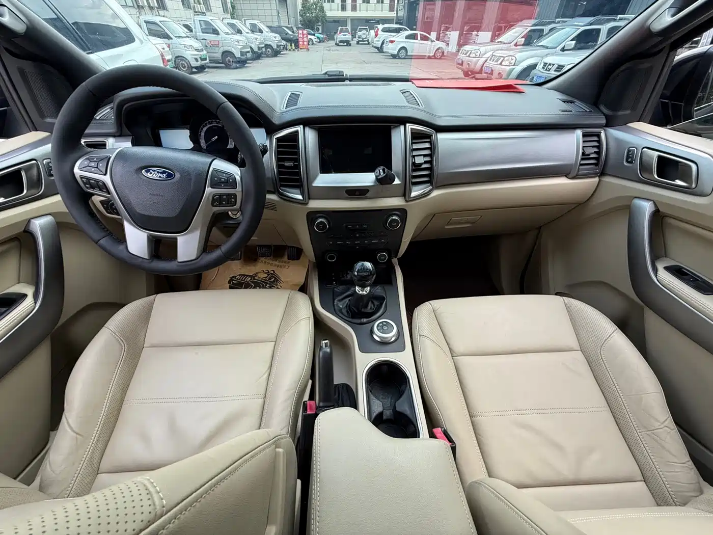 Ford Everest 2017 2016 2.2T Diesel Manual 4WD Luxury Edition