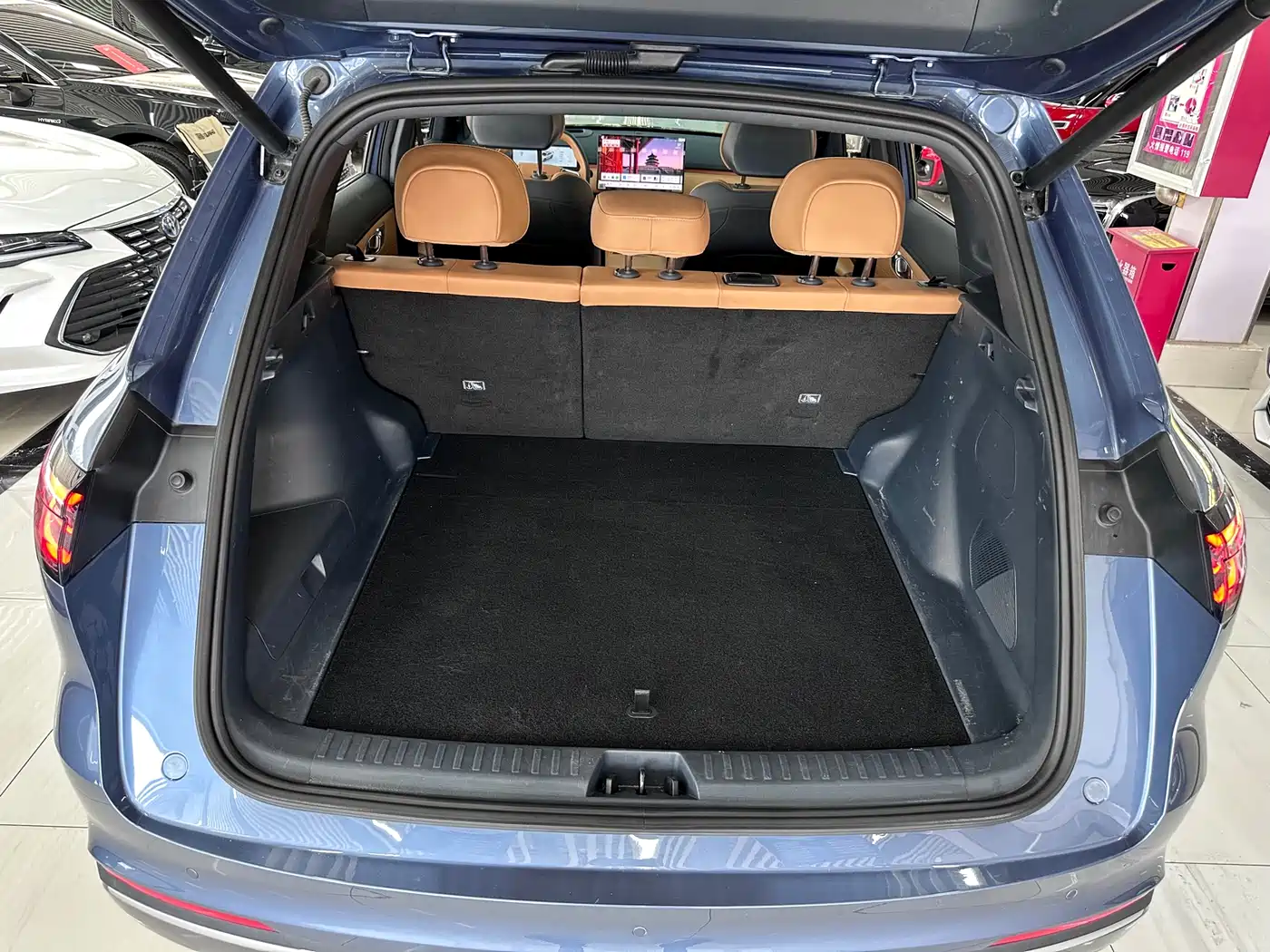 Geely Galaxy Galaxy Starship 7 EM-i 2025 120km Navigation Edition фото 16