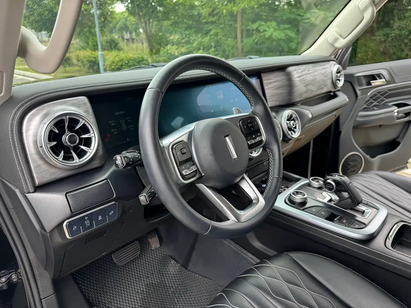 Tank 300 2021 Off-road Edition 2.0T Challenger фото 11