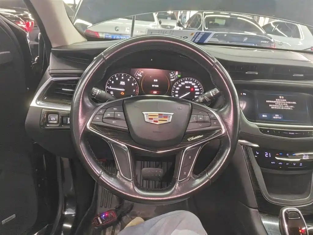 Cadillac XT5 2018 28T 4WD Luxury фото 11