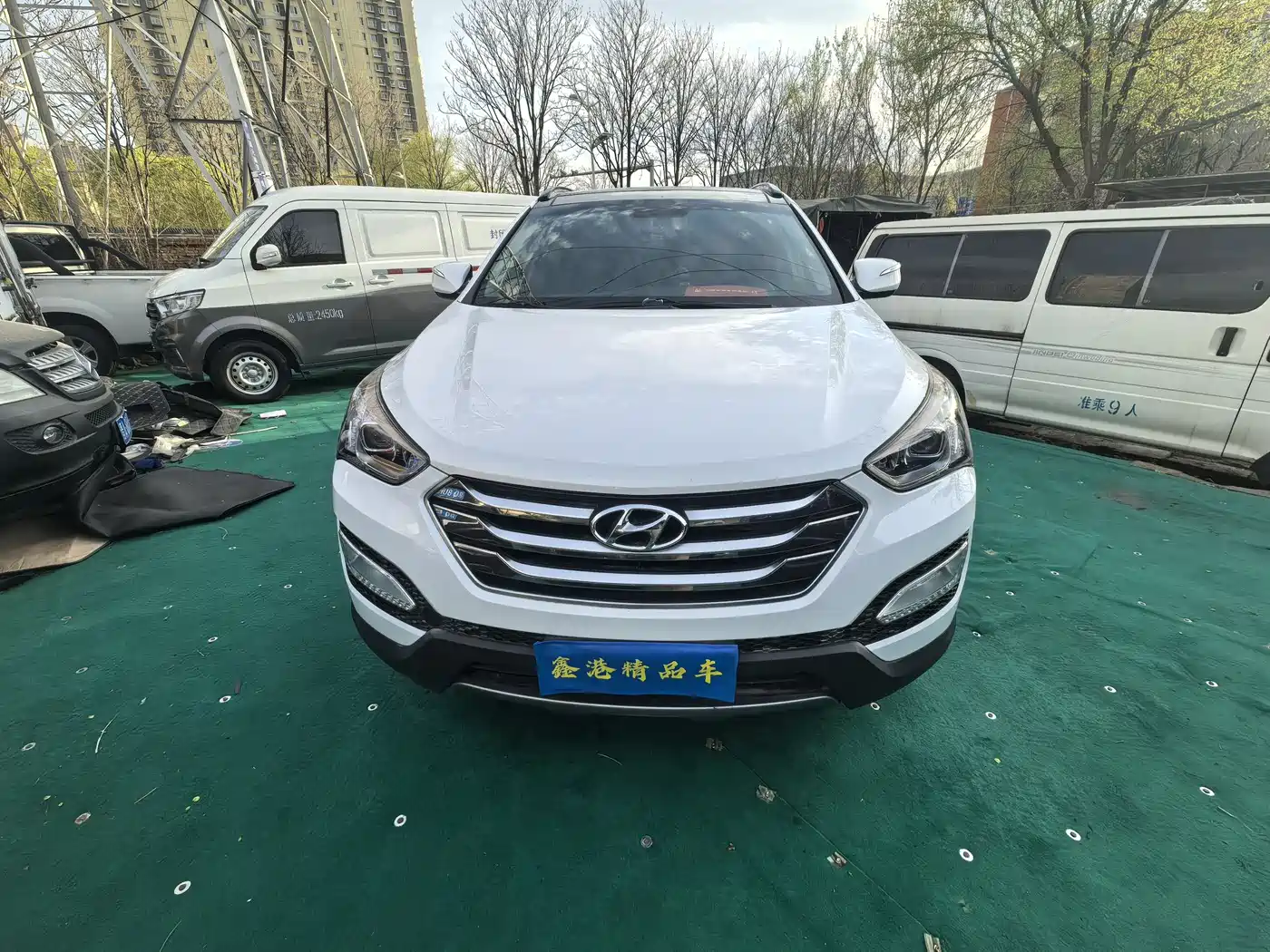 Hyundai Santa Fe 2015 2.0T Automatic 4WD Smart 5-Seater фото 2