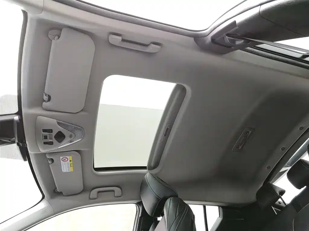 Toyota C-HR 2021 2.0L Comfort Edition фото 14