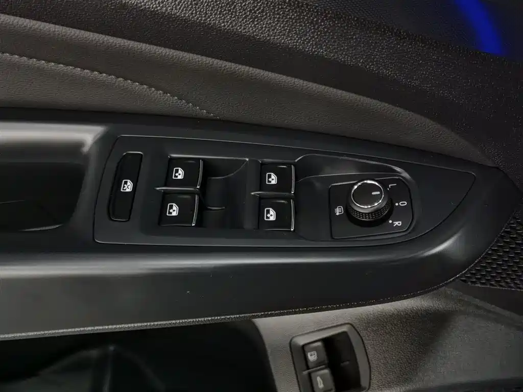 Volkswagen Passat New Energy 2022 430PHEV Hybrid Business Edition фото 9