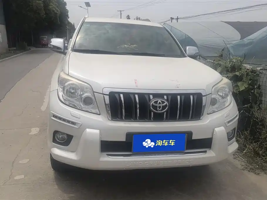 Toyota Prado (Import) 2010 2.7L Auto Luxury фото 2