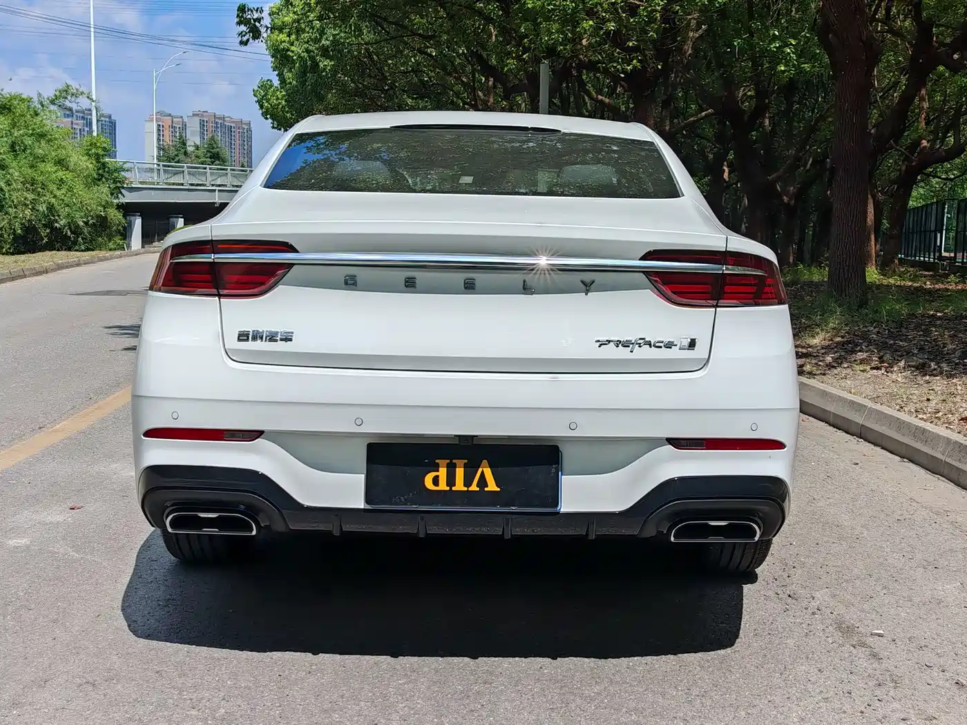 Фото 6 - Geely Xing Rui