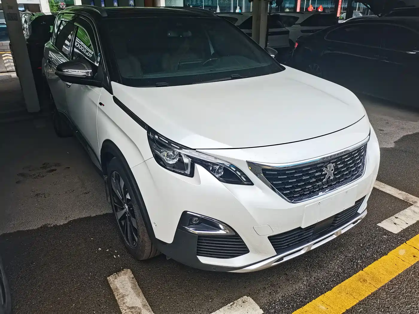 Peugeot 5008 2017 380THP 7-Seater Luxury GT Edition фото 3