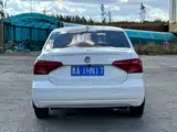 Фото 5 - Volkswagen Jetta
