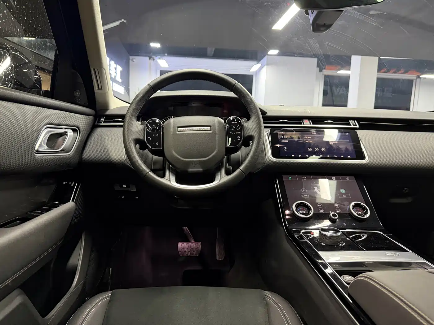 Land Rover Range Rover Velar 2021 P250 фото 7