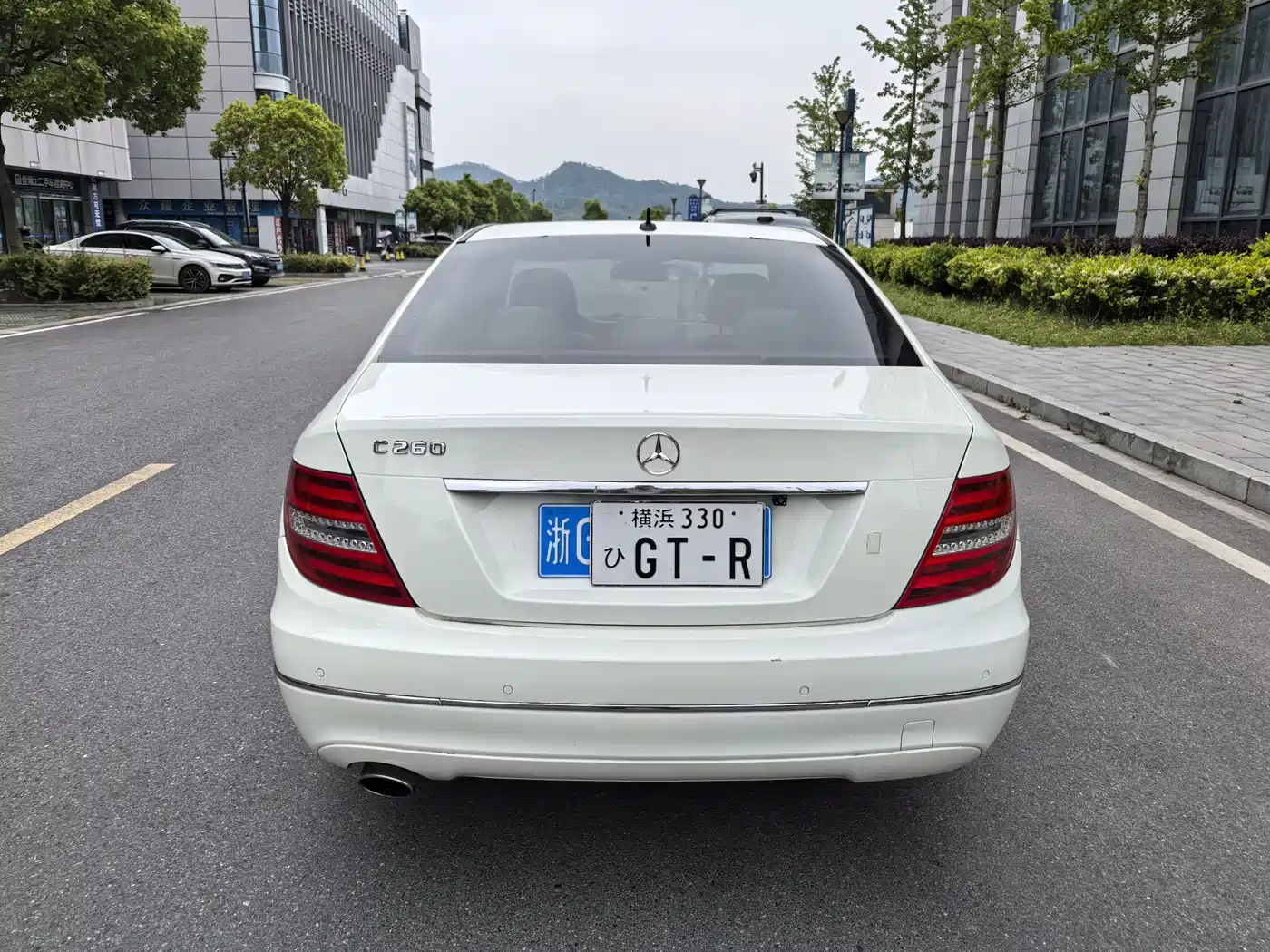Mercedes-Benz C-Class 2011 C 200 CGI Fashion фото 10