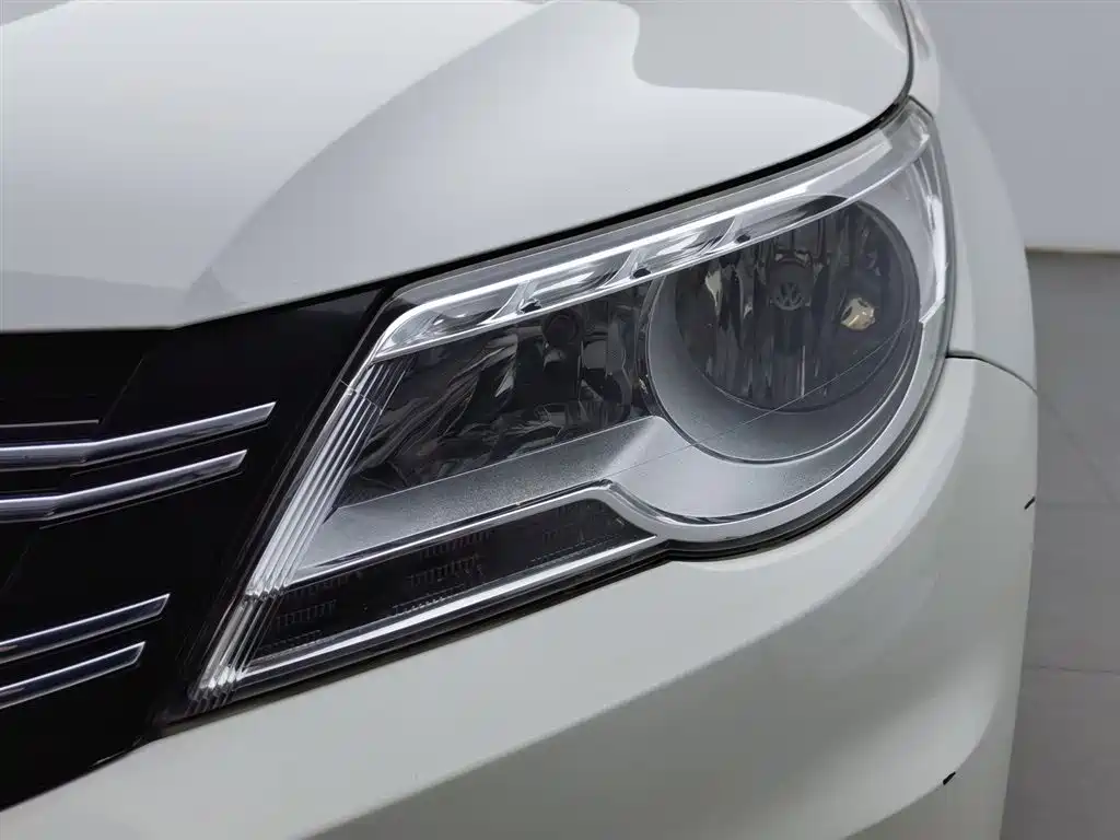 Volkswagen Tiguan 2012 1.8TSI Automatic 2WD Trend Edition фото 7