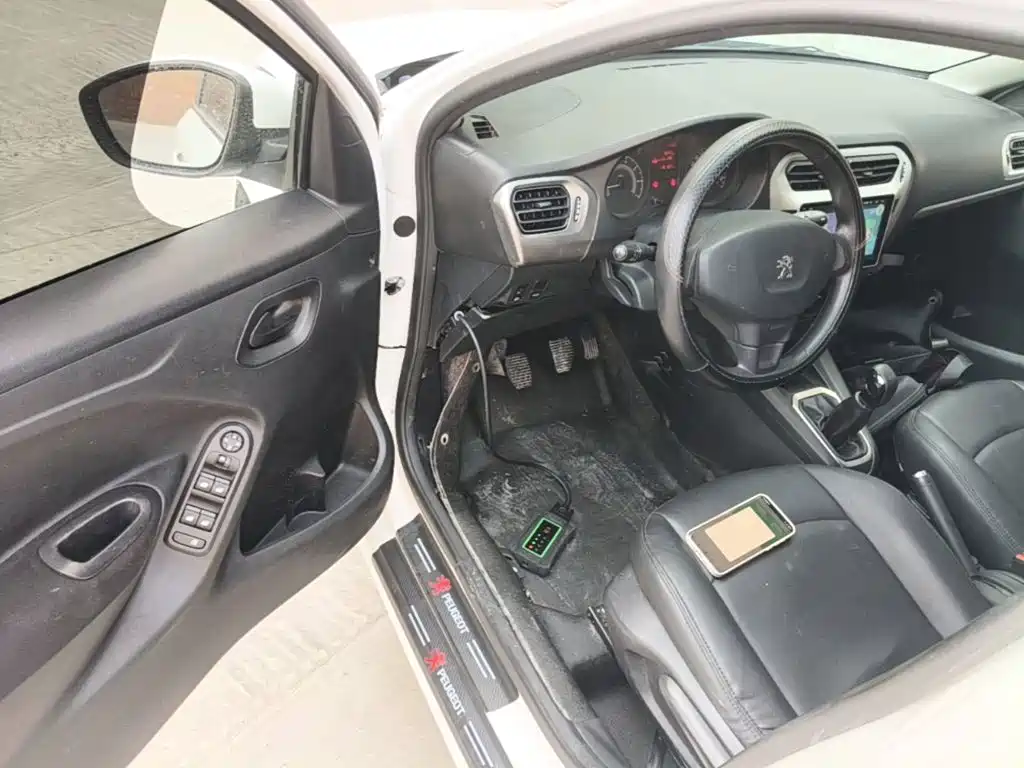 Peugeot 301 2016 2016 1.6L Manual Comfort Edition