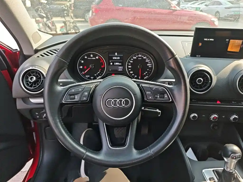Audi A3 2017 Sportback 35 TFSI Progressive фото 11