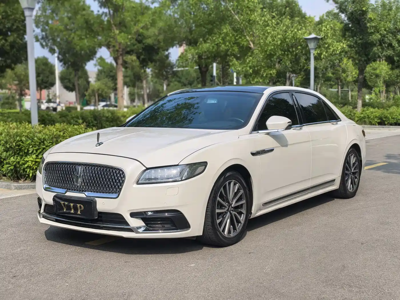 Lincoln Continental 2019 2017 2.0T 2WD Elegance Edition