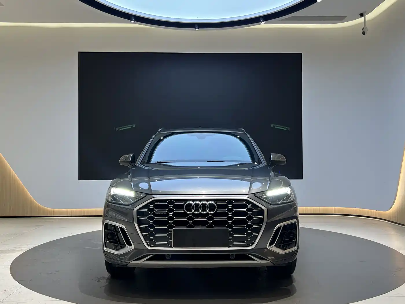 Audi Q5L 2022 45T Luxury Dynamic фото 3