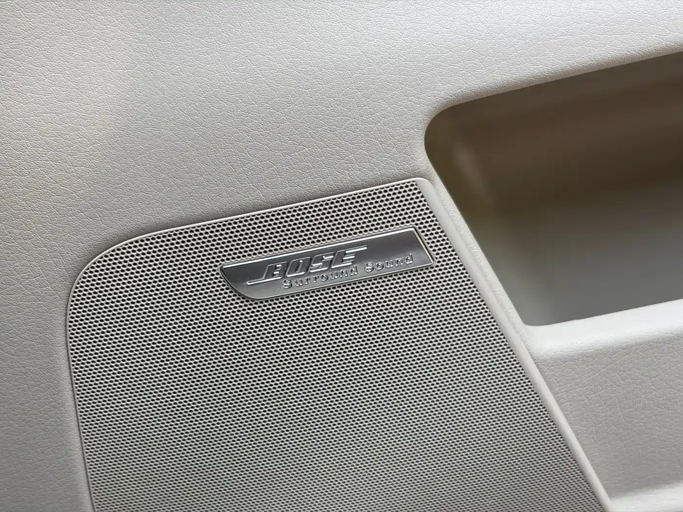 Audi A6L 2010 3.0 TFSI quattro Luxury фото 18