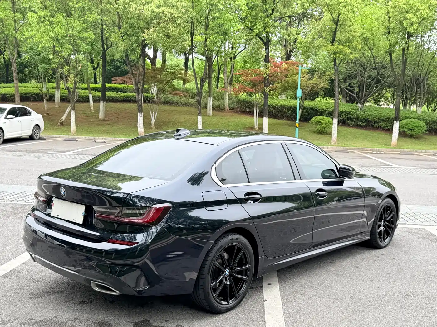 BMW 3 Series 2021 325Li M Sport Package фото 14