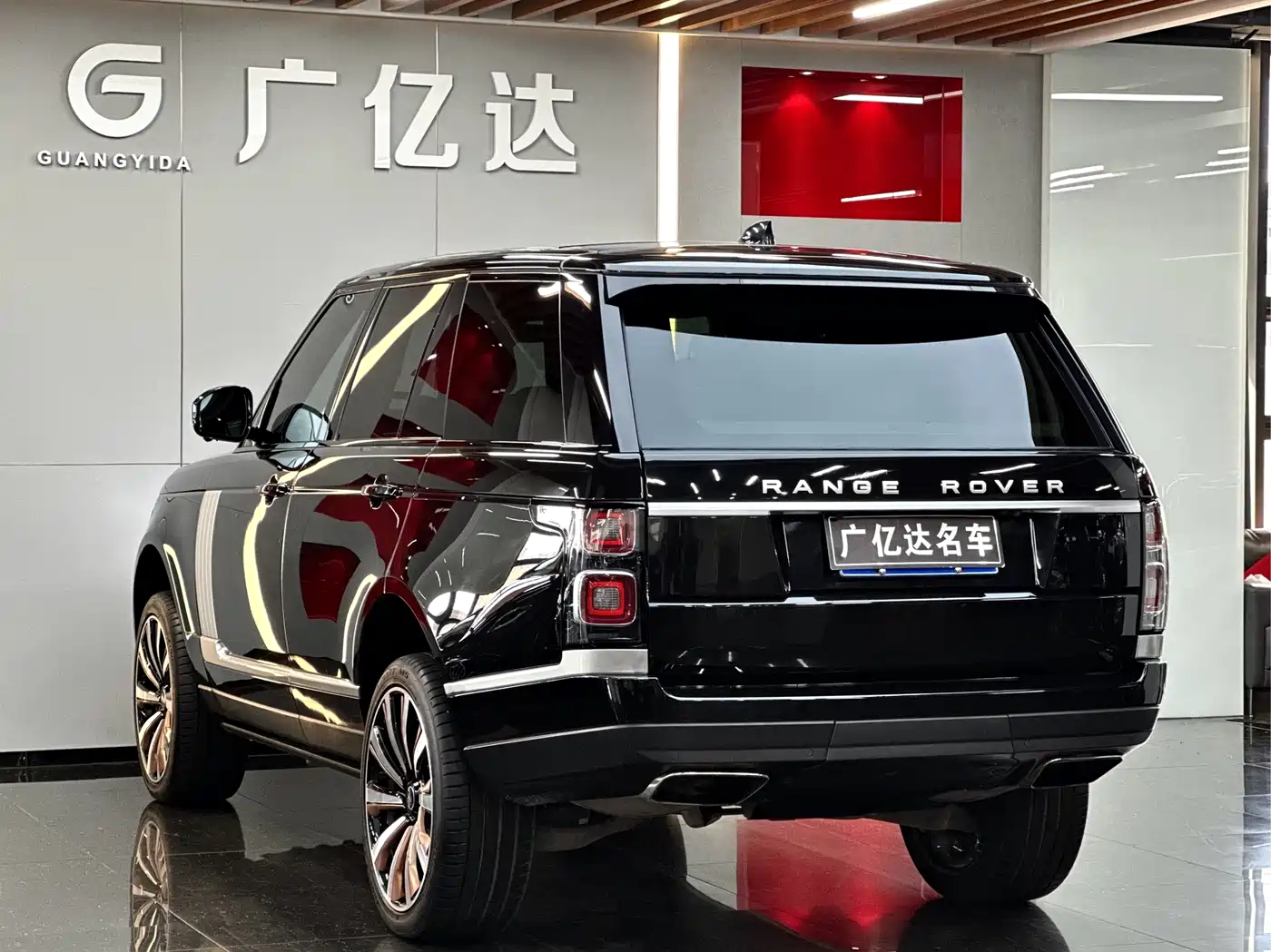 Land Rover Range Rover 2017 3.0 SC V6 Vogue фото 21