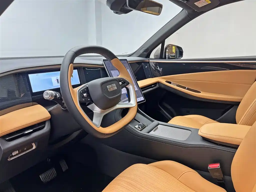 Geely Galaxy Galaxy L7 2024 1.5T 115km PLUS Soaring Dragon Edition фото 14