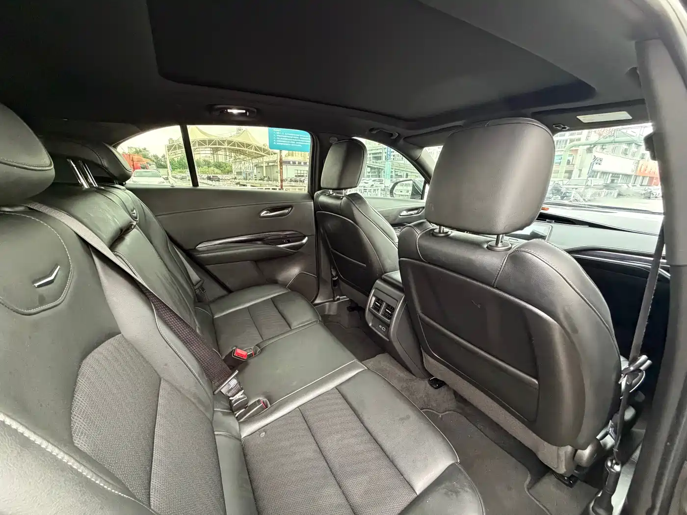 Cadillac XT4 2021 28T FWD Technology Edition фото 10
