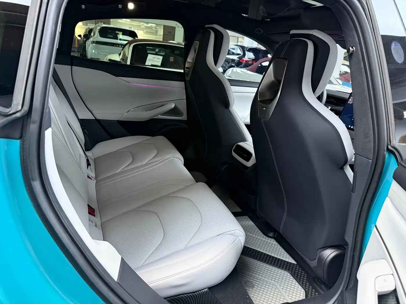 Xiaomi Auto Xiaomi SU7 2024 AWD Extended Range Advanced Smart Driving Max Edition фото 16