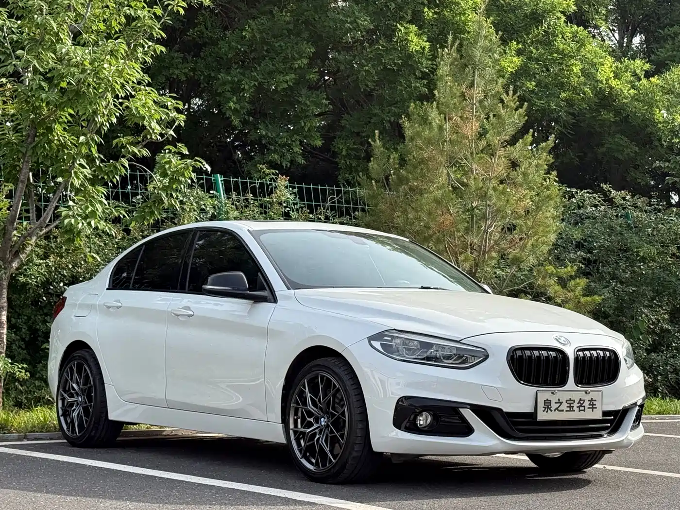 BMW 1 Series 2018 120i Design Package фото 4