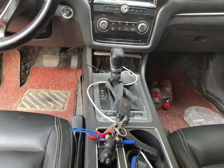 Roewe i6 2019 2018 20T Automatic Internet ZhiXiang Edition