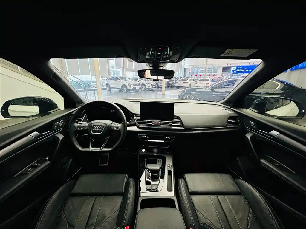 Audi Q5L 2024 Model 45 TFSI Luxury Dynamic фото 14