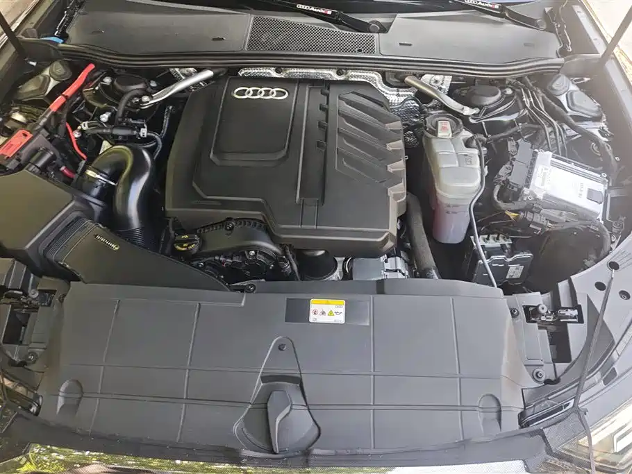 Audi A6L 2024 40 TFSI Luxury Elegance фото 10