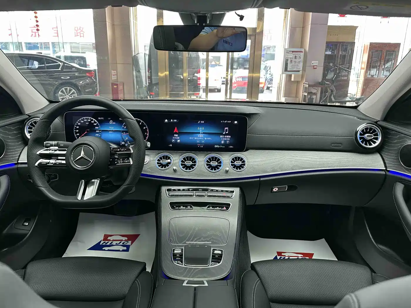 Mercedes-Benz E-Class 2022 E 300 L Sport Fashion фото 11