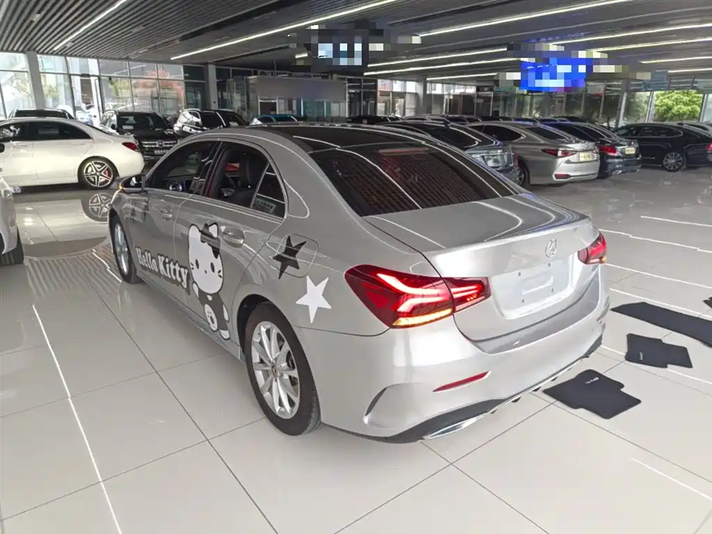 Mercedes-Benz A-Class 2020 A 200 L Sport Sedan фото 5