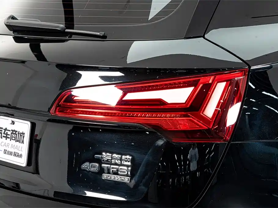 Audi Q5L 2024 Model 40 TFSI Luxury Dynamic фото 8