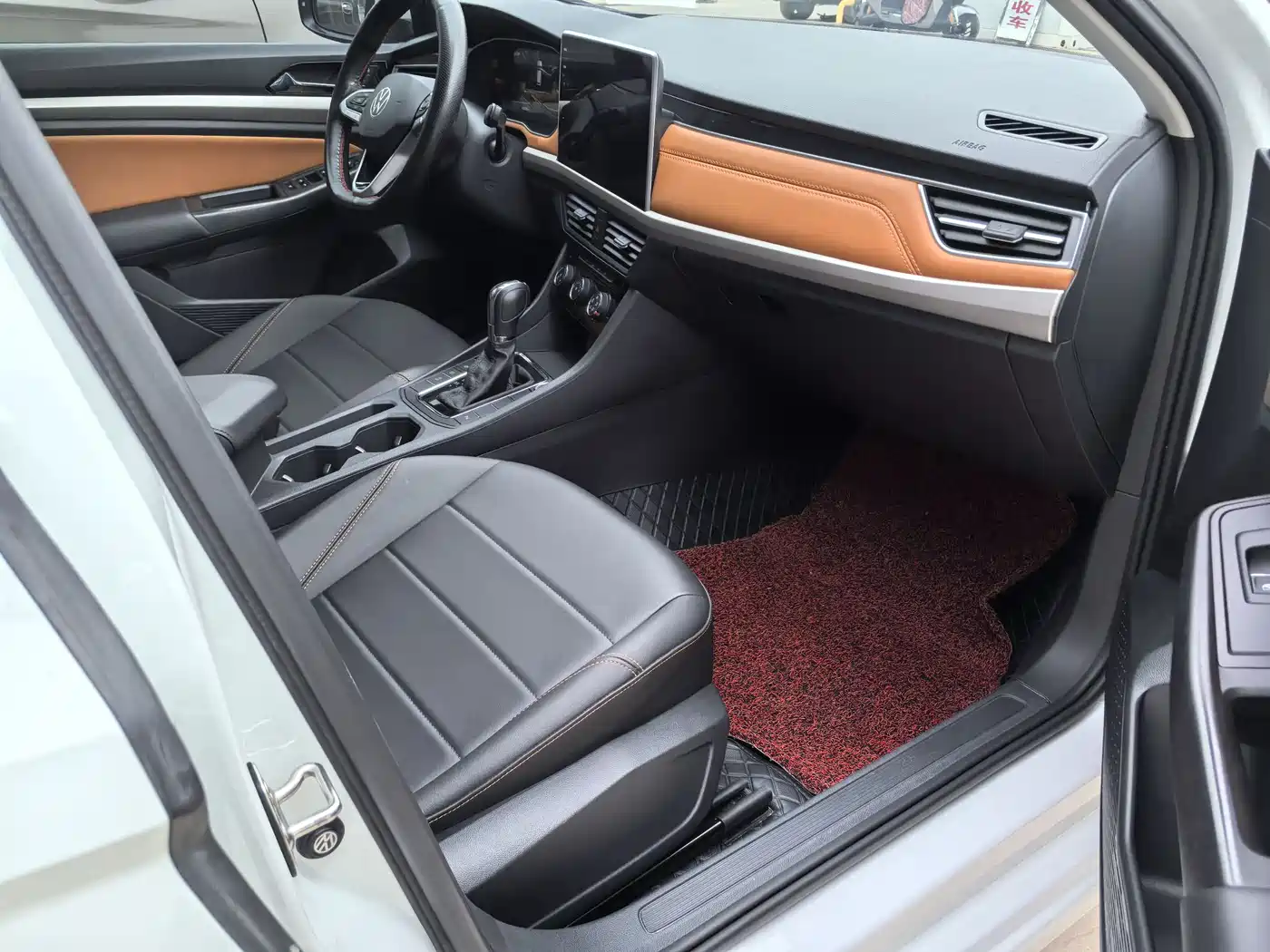 Volkswagen Bora 2023 200TSI DSG Smart Edition фото 11