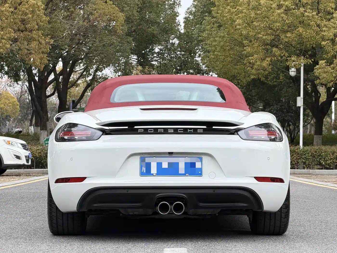 PORSCHE 718