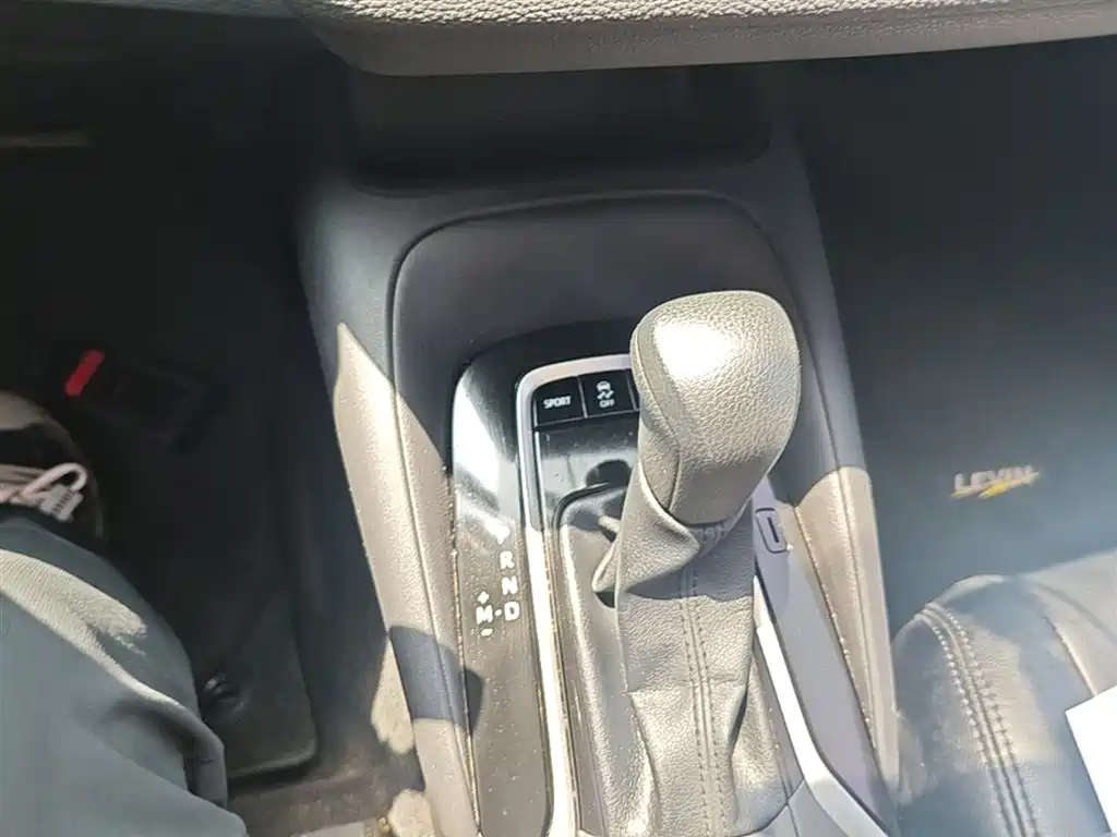 Toyota Levin 2019 185T CVT Entry Edition China VI фото 14
