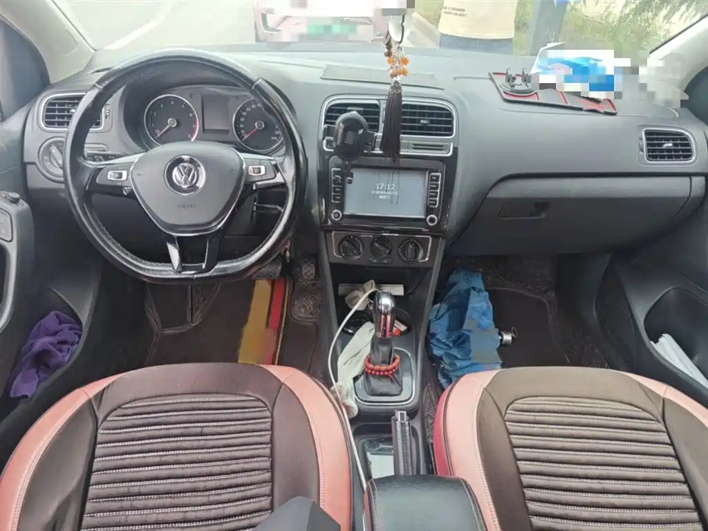 Volkswagen Polo 2016 1.6L Automatic Comfort фото 13