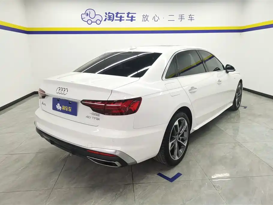 Audi A4L 2020 40 TFSI Fashion Dynamic Edition фото 3