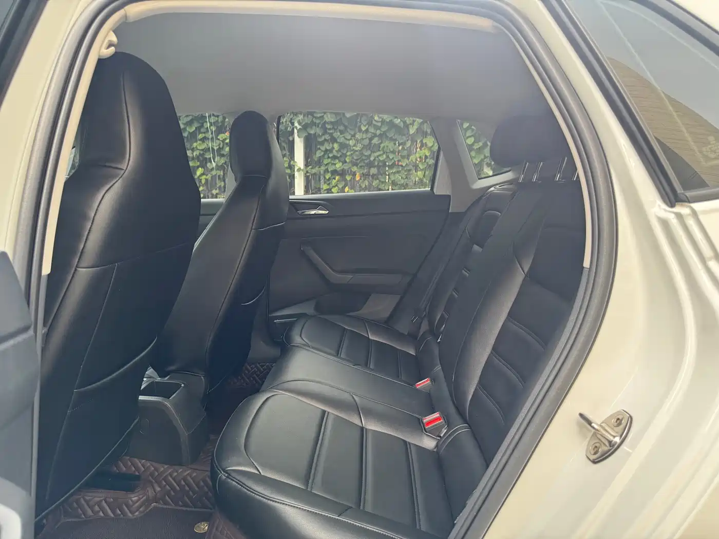 Volkswagen Polo 2023 2023 Facelift Plus 1.5L Auto Joyful Living Edition