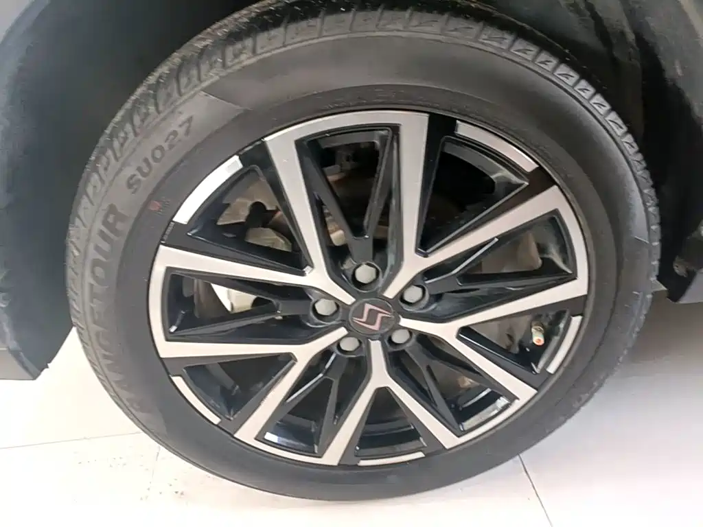 Sehol X8 PLUS 2023 2023 1.5TGDI DCT Smart Enjoy 5-seater