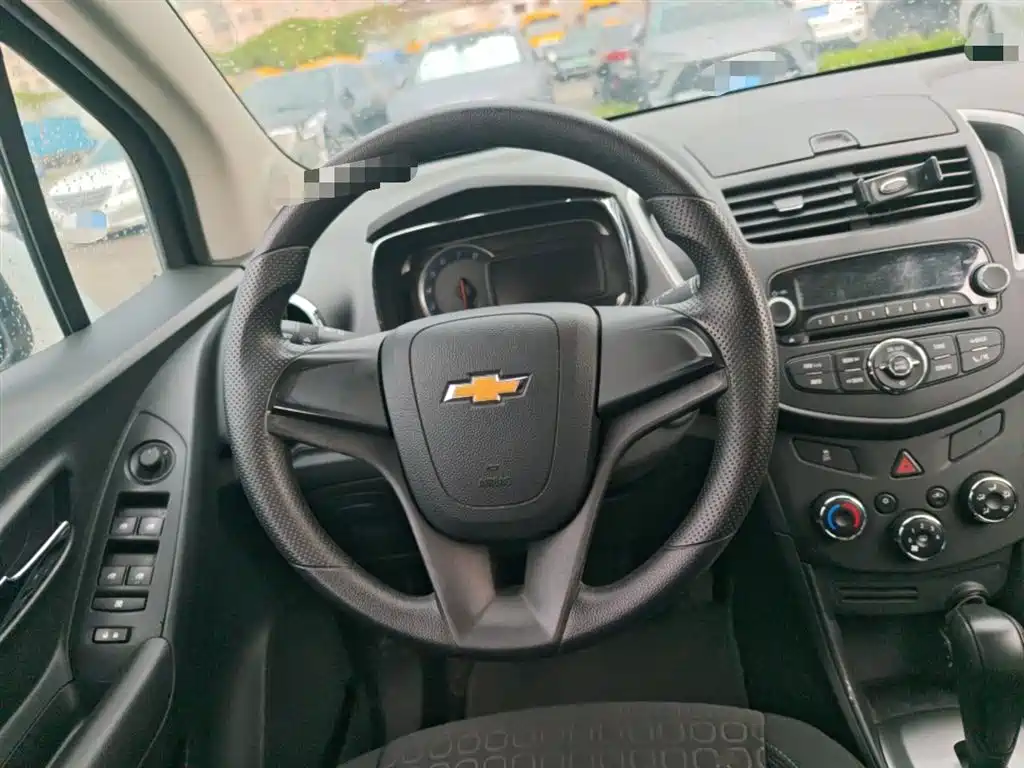 Chevrolet Trax 2014 1.4T Automatic 2WD Comfort фото 3