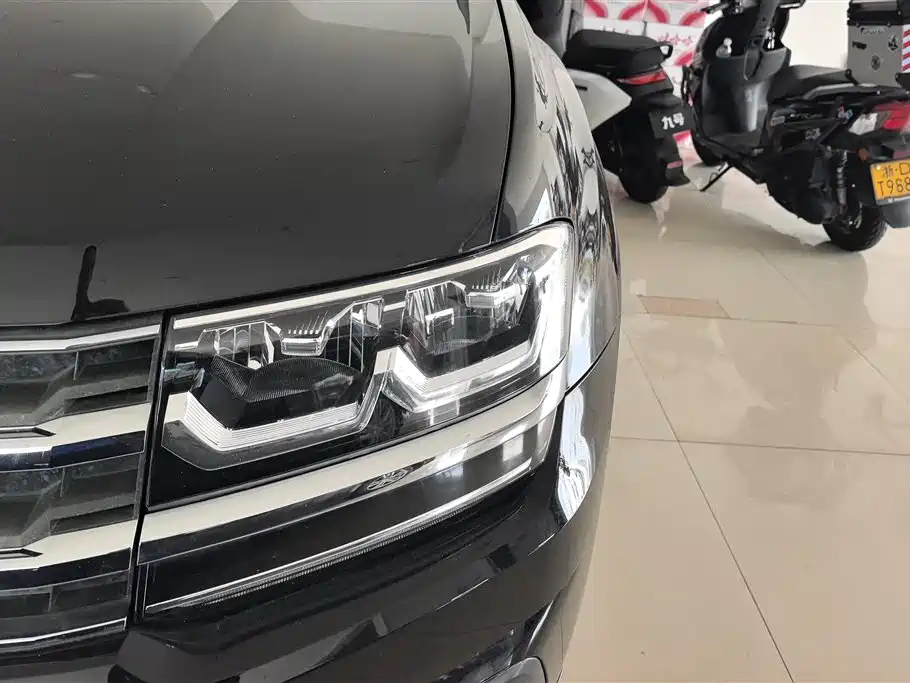 Volkswagen Teramont 2017 380TSI 4WD Luxury Edition фото 5